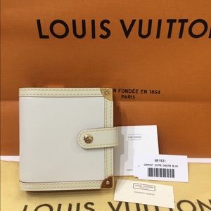 LV Suhali Leather Compact Wallet